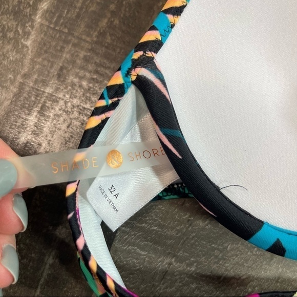 Shade and Shore Palm Print Padded Bikini Top 32A - Picture 7 of 7